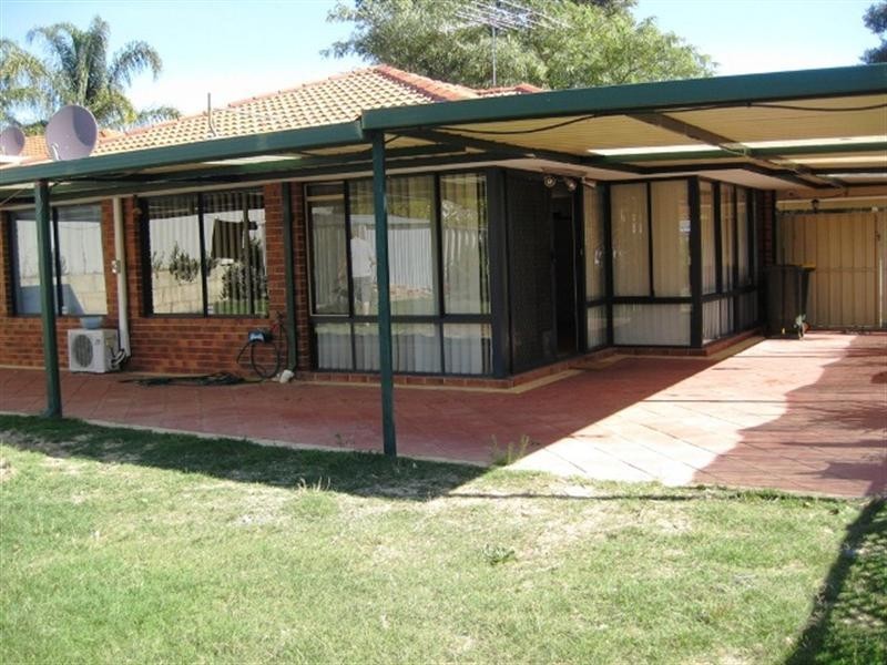 7 Oldenburg Pass, Stratton WA 6056