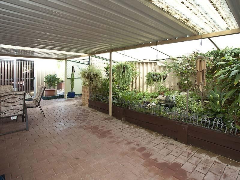 32 Edwards Entrance, Stratton WA 6056