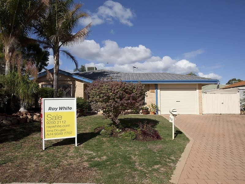 32 Edwards Entrance, Stratton WA 6056