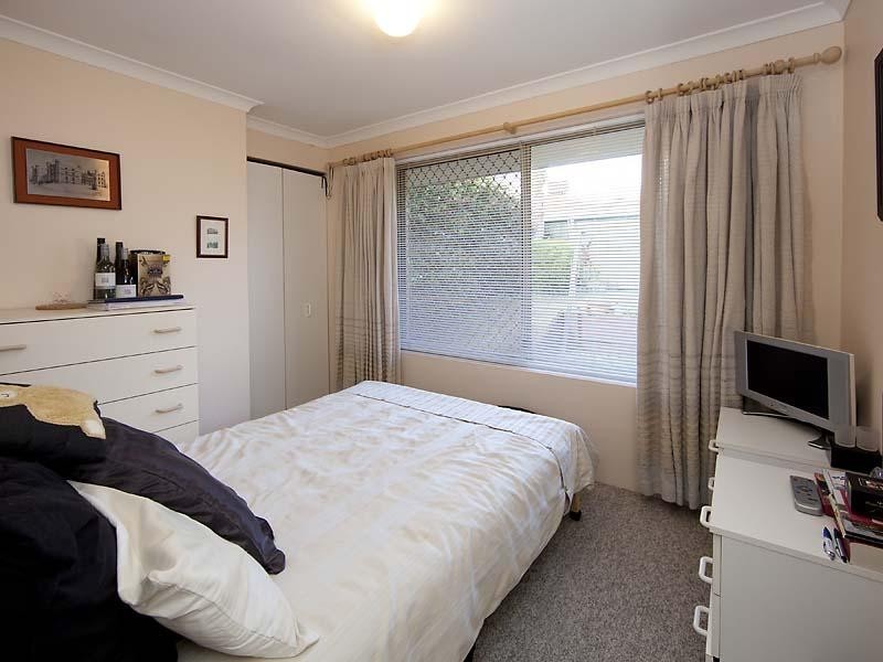 32 Edwards Entrance, Stratton WA 6056