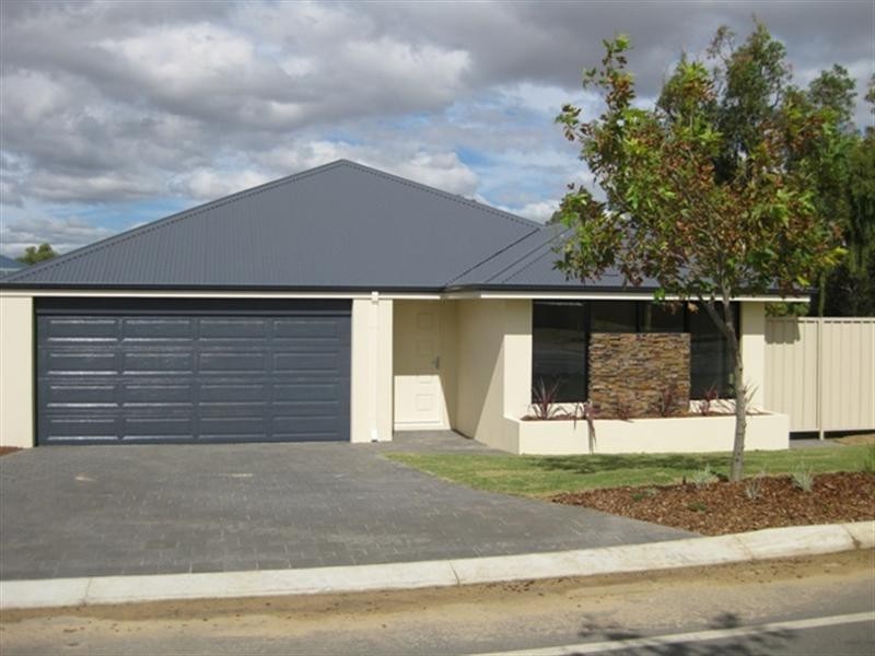 145 West Parade, South Guildford WA 6055