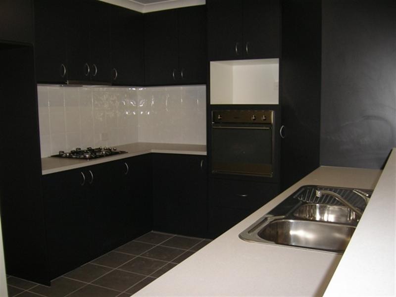 10 Barnfield Drive, Ellenbrook WA 6069