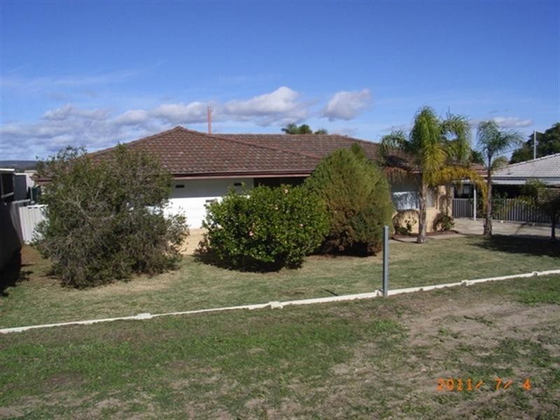 38 Blanchard Road, Swan View WA 6056