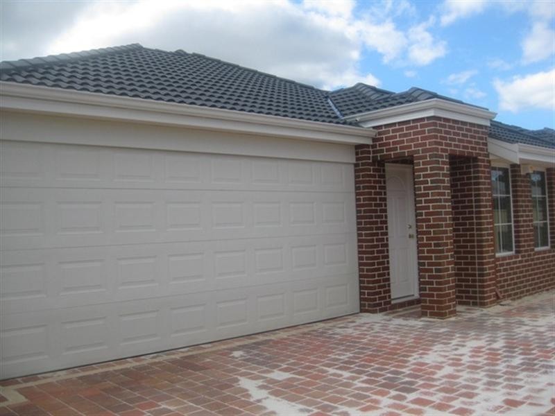 Unit 2, 26 Mathoura Street, Midland WA 6056