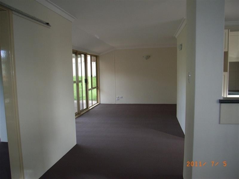 138 Salisbury Road, Swan View WA 6056