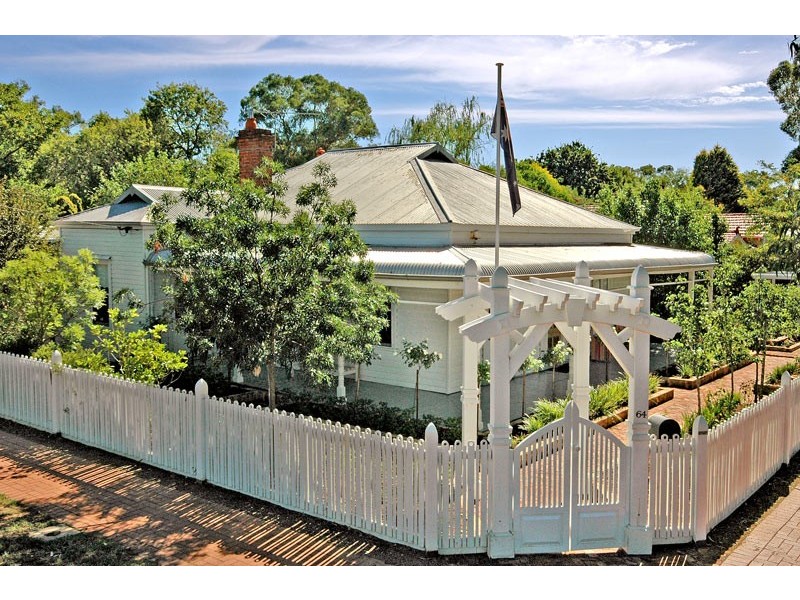 64 Swan Street, Guildford WA 6055