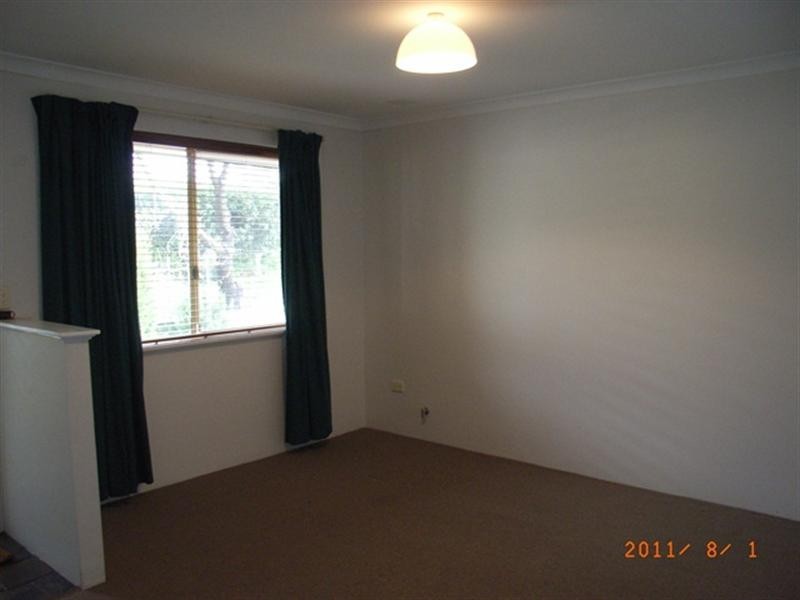 1/33 Holmesdale Road, Woodbridge WA 6056