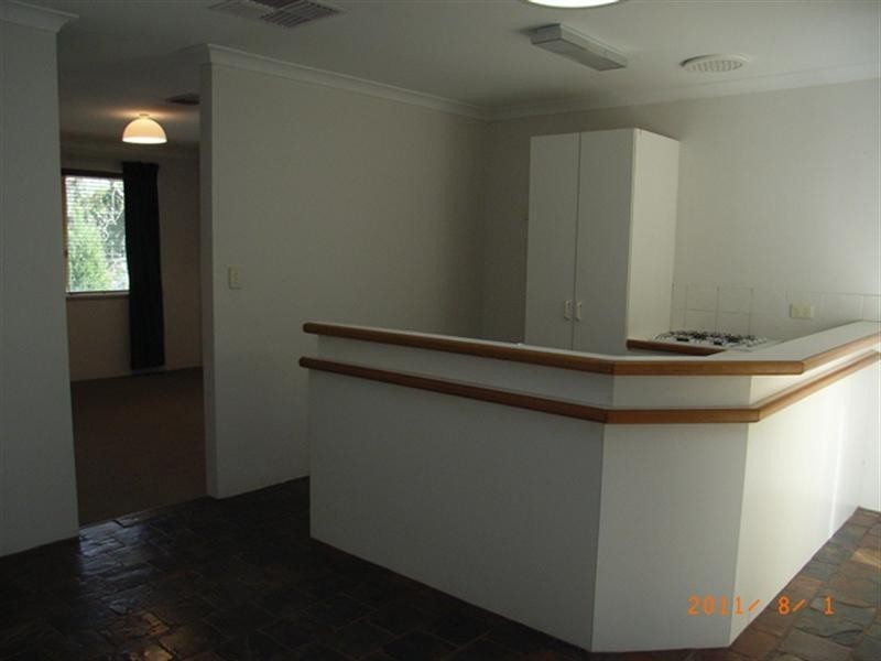 1/33 Holmesdale Road, Woodbridge WA 6056