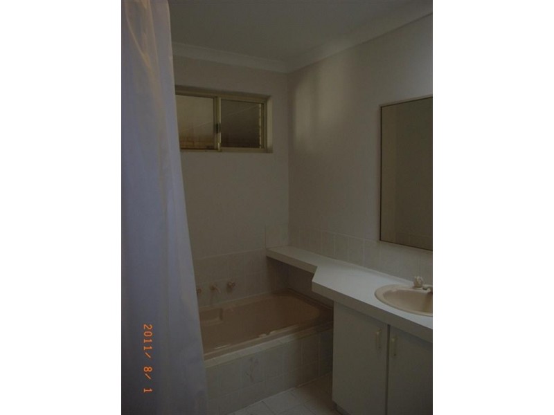 1/33 Holmesdale Road, Woodbridge WA 6056