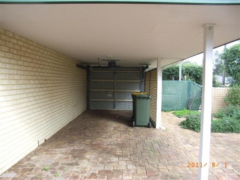 1/33 Holmesdale Road, Woodbridge WA 6056