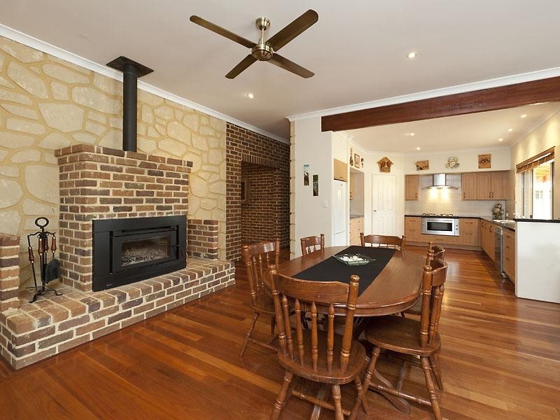 247 Ballymore Place, Gidgegannup WA 6083