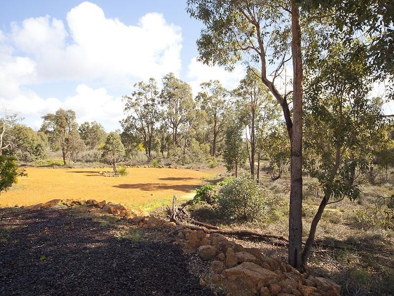 247 Ballymore Place, Gidgegannup WA 6083
