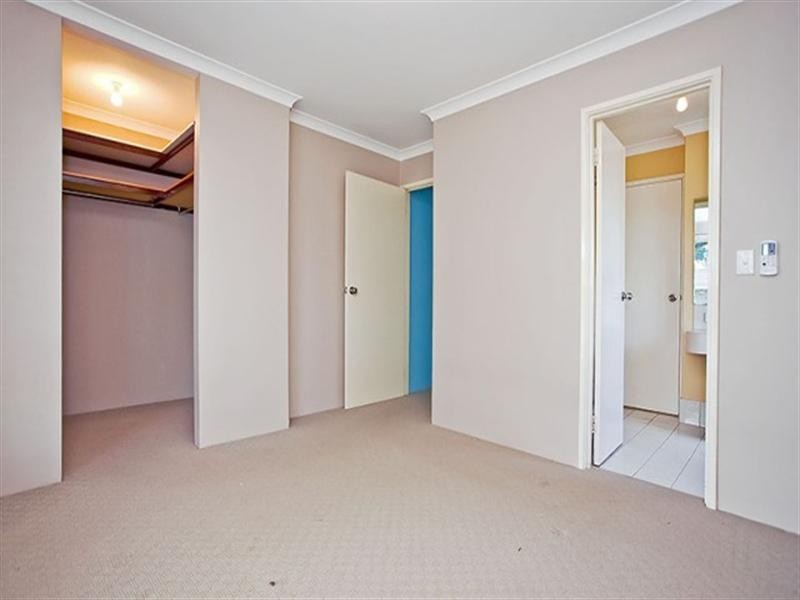 18 Mockeridge Circuit, Middle Swan WA 6056