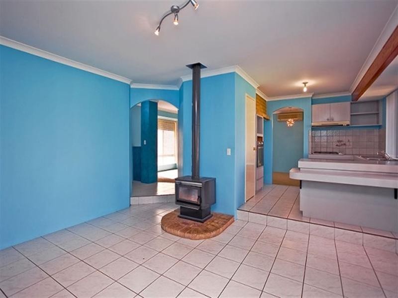 18 Mockeridge Circuit, Middle Swan WA 6056