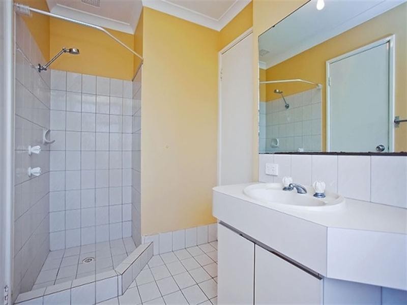 18 Mockeridge Circuit, Middle Swan WA 6056