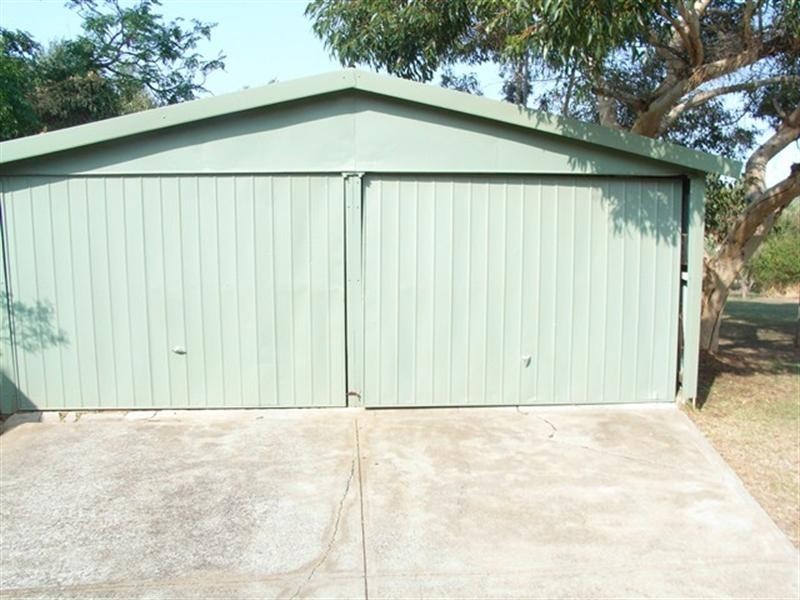 42 Tunnel Road, Swan View WA 6056