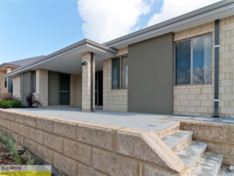 32 Vellum Loop, Aveley WA 6069