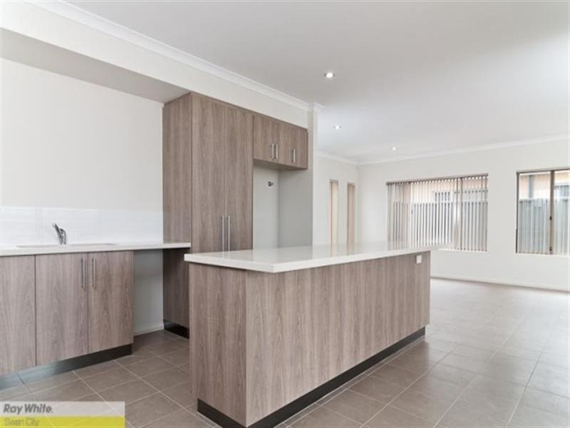 32 Vellum Loop, Aveley WA 6069