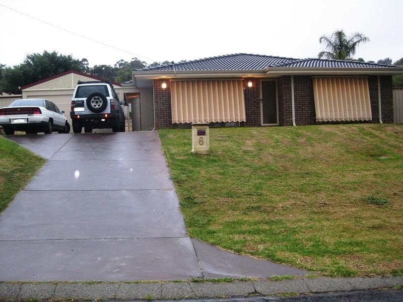 6 Welbourn Road, Swan View WA 6056