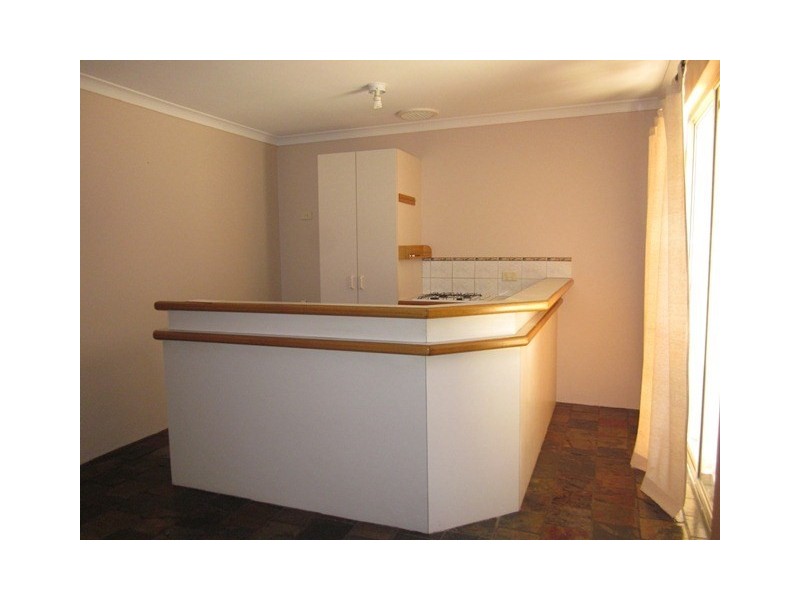 4/33 Holmesdale Road, Woodbridge WA 6056