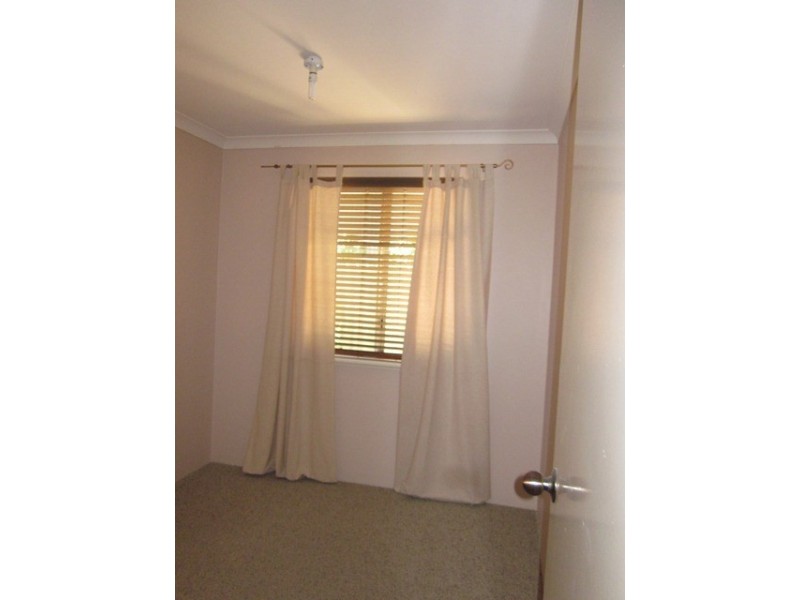 4/33 Holmesdale Road, Woodbridge WA 6056