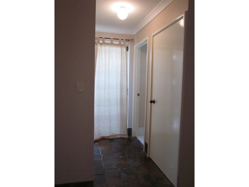 4/33 Holmesdale Road, Woodbridge WA 6056