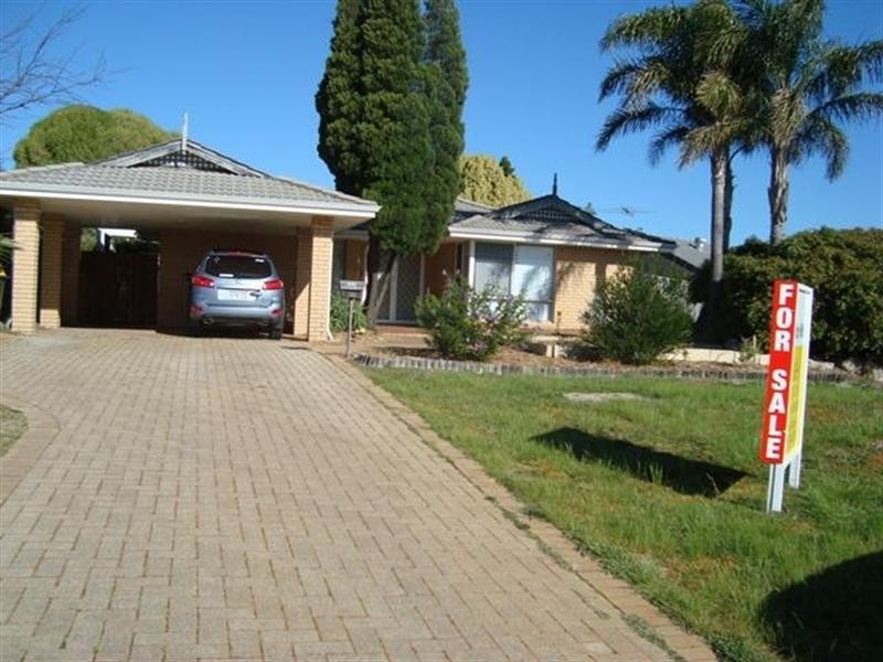 36 Burton Retreat, Stratton WA 6056