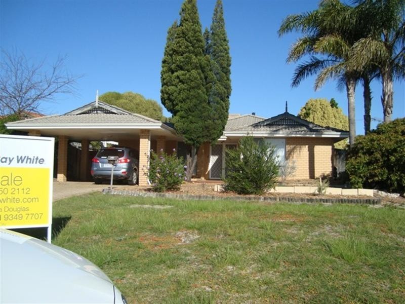 36 Burton Retreat, Stratton WA 6056