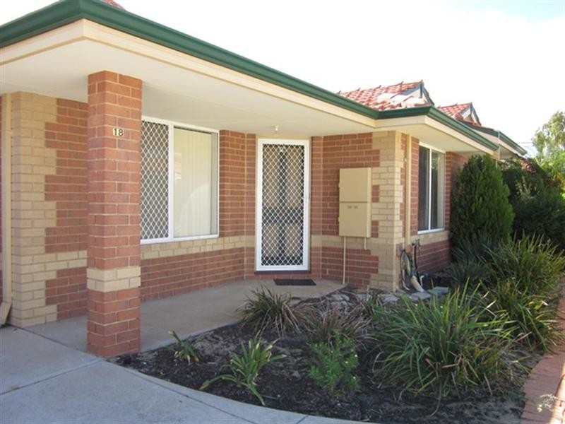 18/11 Elvire Street, Midland WA 6056
