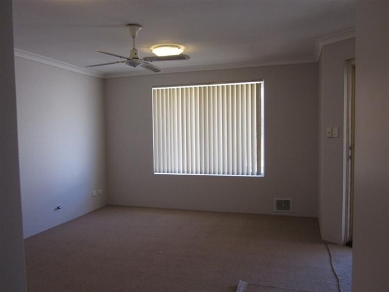 18/11 Elvire Street, Midland WA 6056