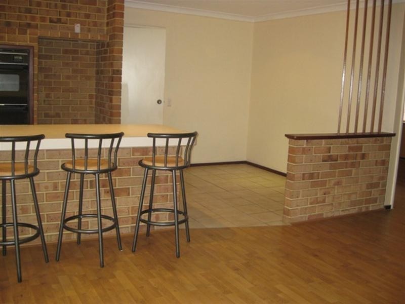 23 Bernley Drive, Viveash WA 6056