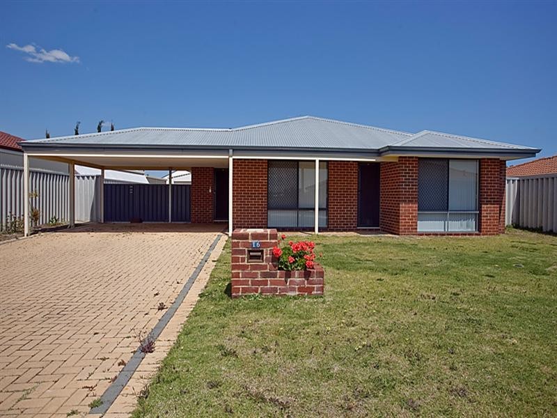 16 Tuscany Place, Caversham WA 6055