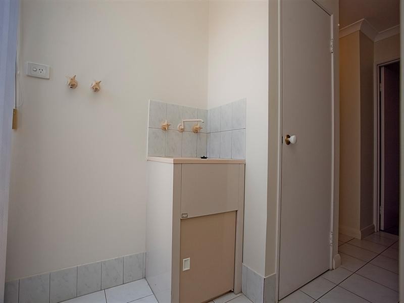 16 Tuscany Place, Caversham WA 6055
