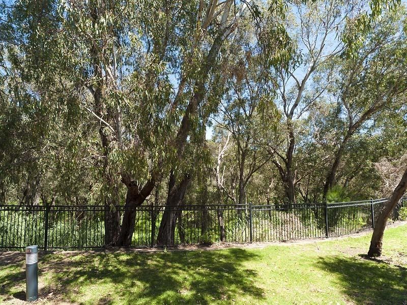 18 Muja Lane, Woodbridge WA 6056