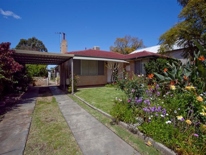 7 Water Street, Guildford WA 6055