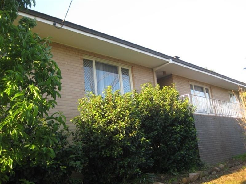 14 Stirling Close, Swan View WA 6056