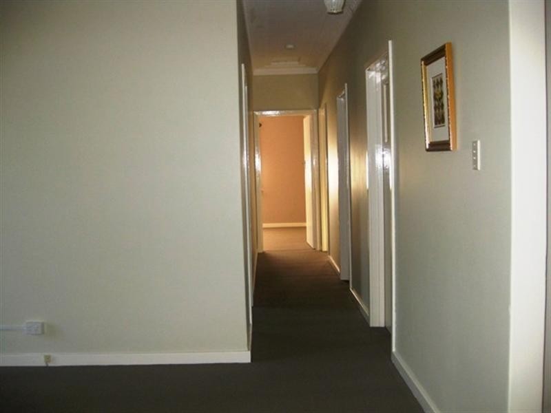 14 Stirling Close, Swan View WA 6056