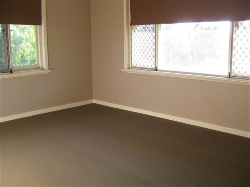 14 Stirling Close, Swan View WA 6056