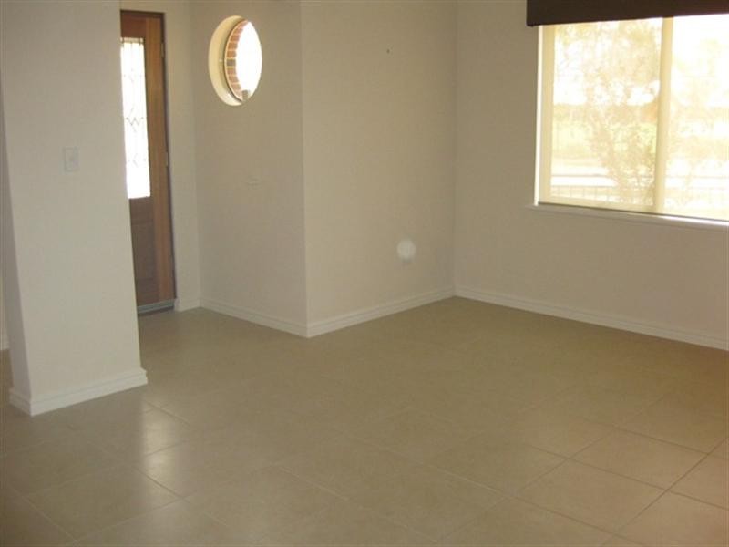 Unit 1/2 Hebe Lane, Woodbridge WA 6056