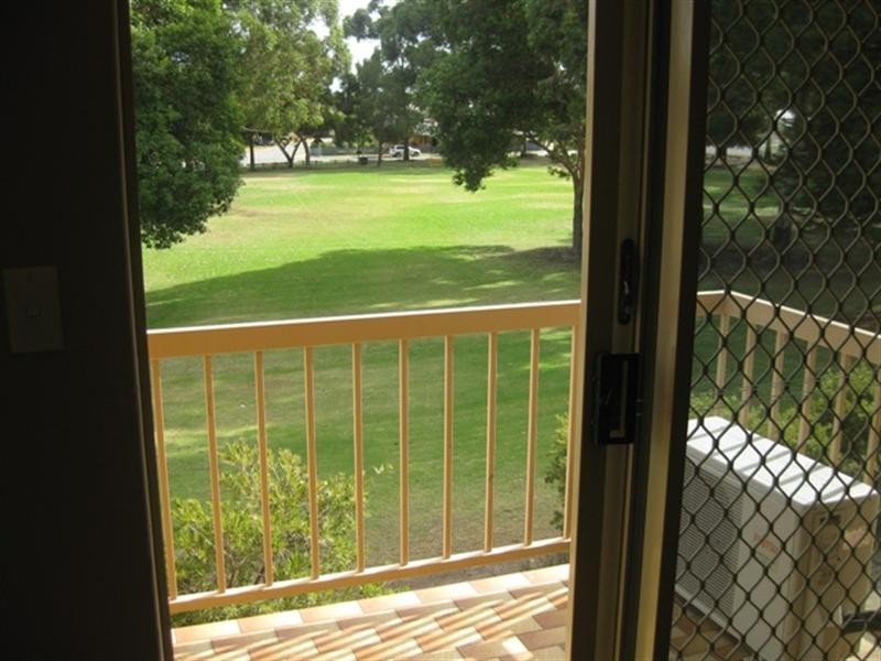 1/6 Mills Avenue, Bayswater WA 6053