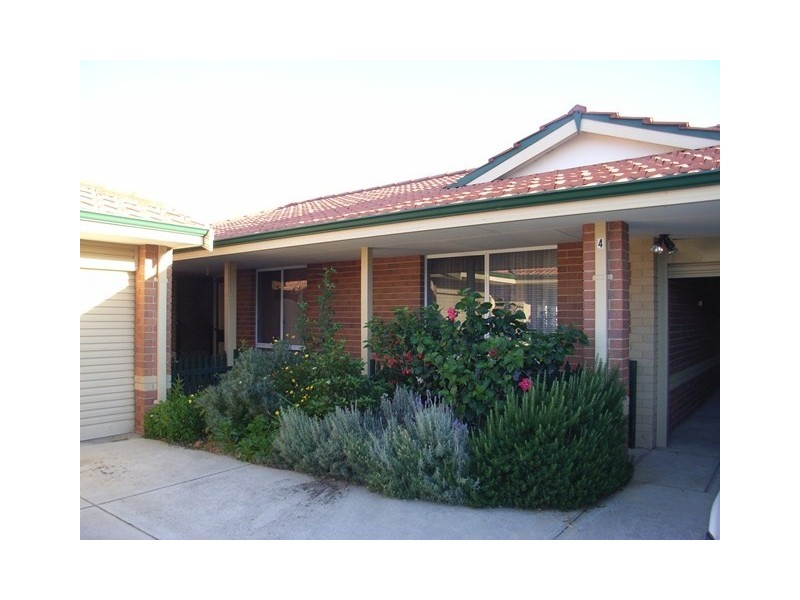 4/11 Elvire Street, Viveash WA 6056