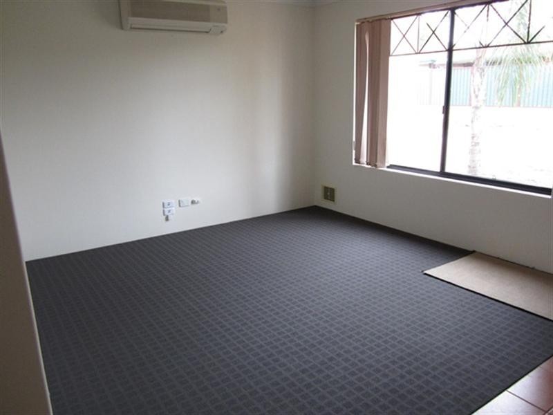 39 Kangaroo Entrance, Stratton WA 6056