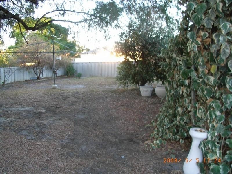 34 North Street, Midland WA 6056