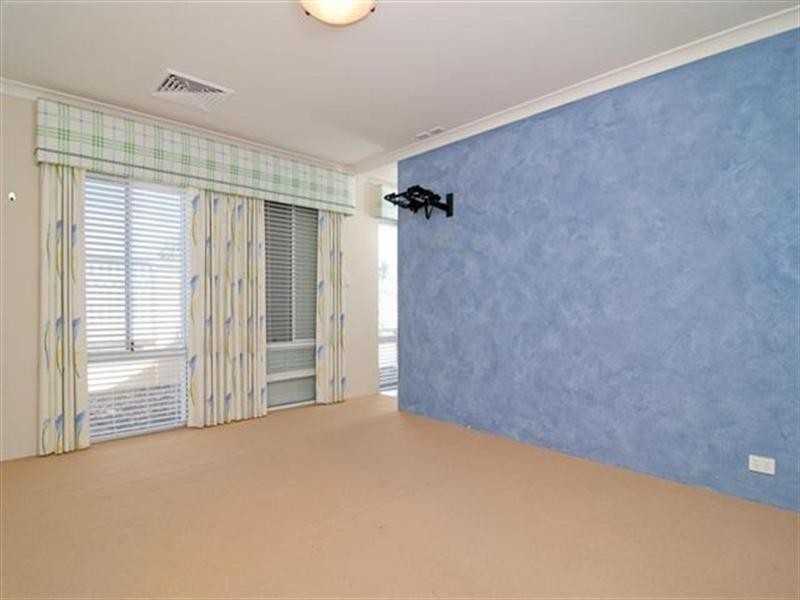 42 Arbor Drive, Ellenbrook WA 6069