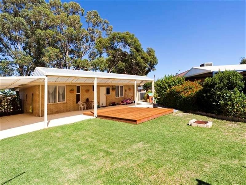 4 Horner Way, Herne Hill WA 6056