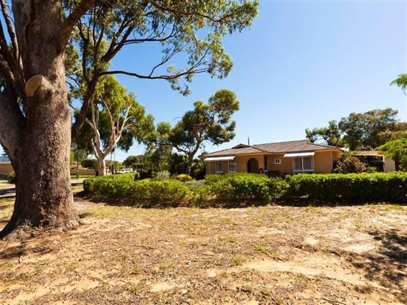 4 Horner Way, Herne Hill WA 6056