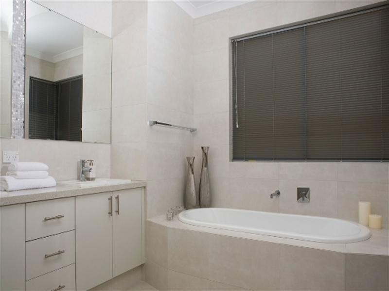 123 Farmaner Parkway, Ellenbrook WA 6069