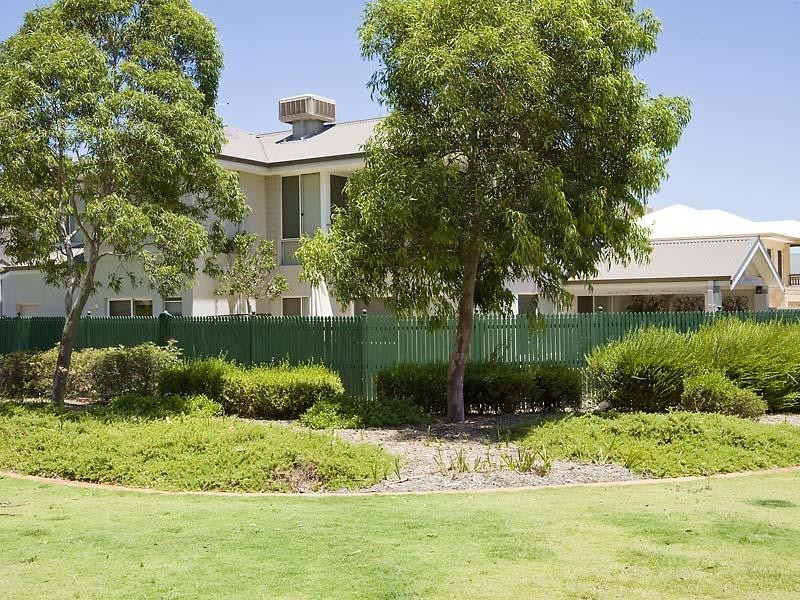 11A Aquaviva Circle, Viveash WA 6056