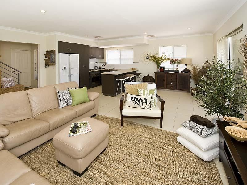 11A Aquaviva Circle, Viveash WA 6056