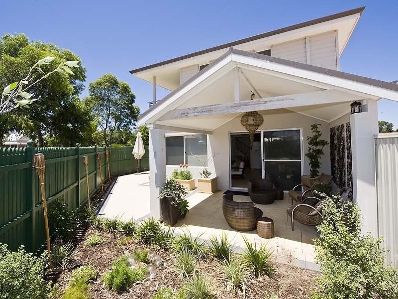 11A Aquaviva Circle, Viveash WA 6056